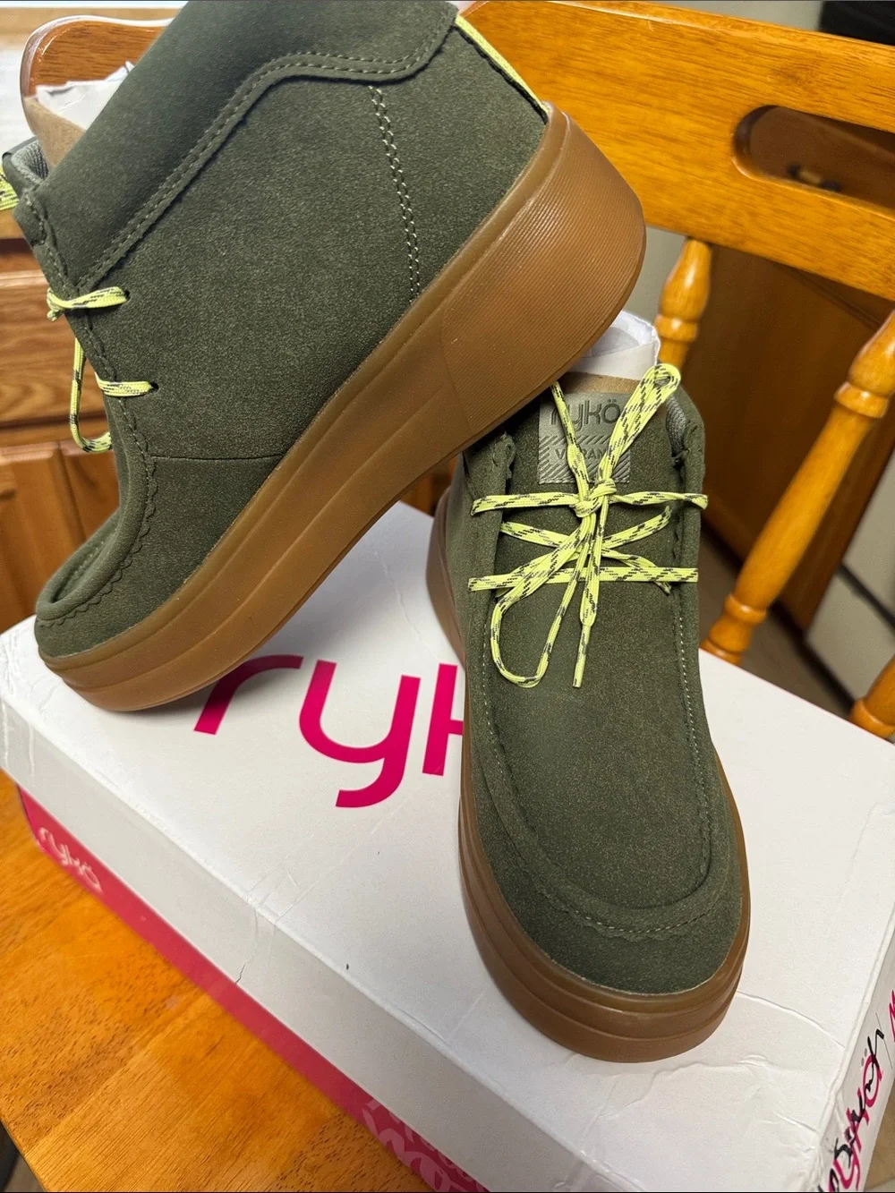 Ryka NWB 7M Olive Green ankle boots with Gum Sole Neon Laces